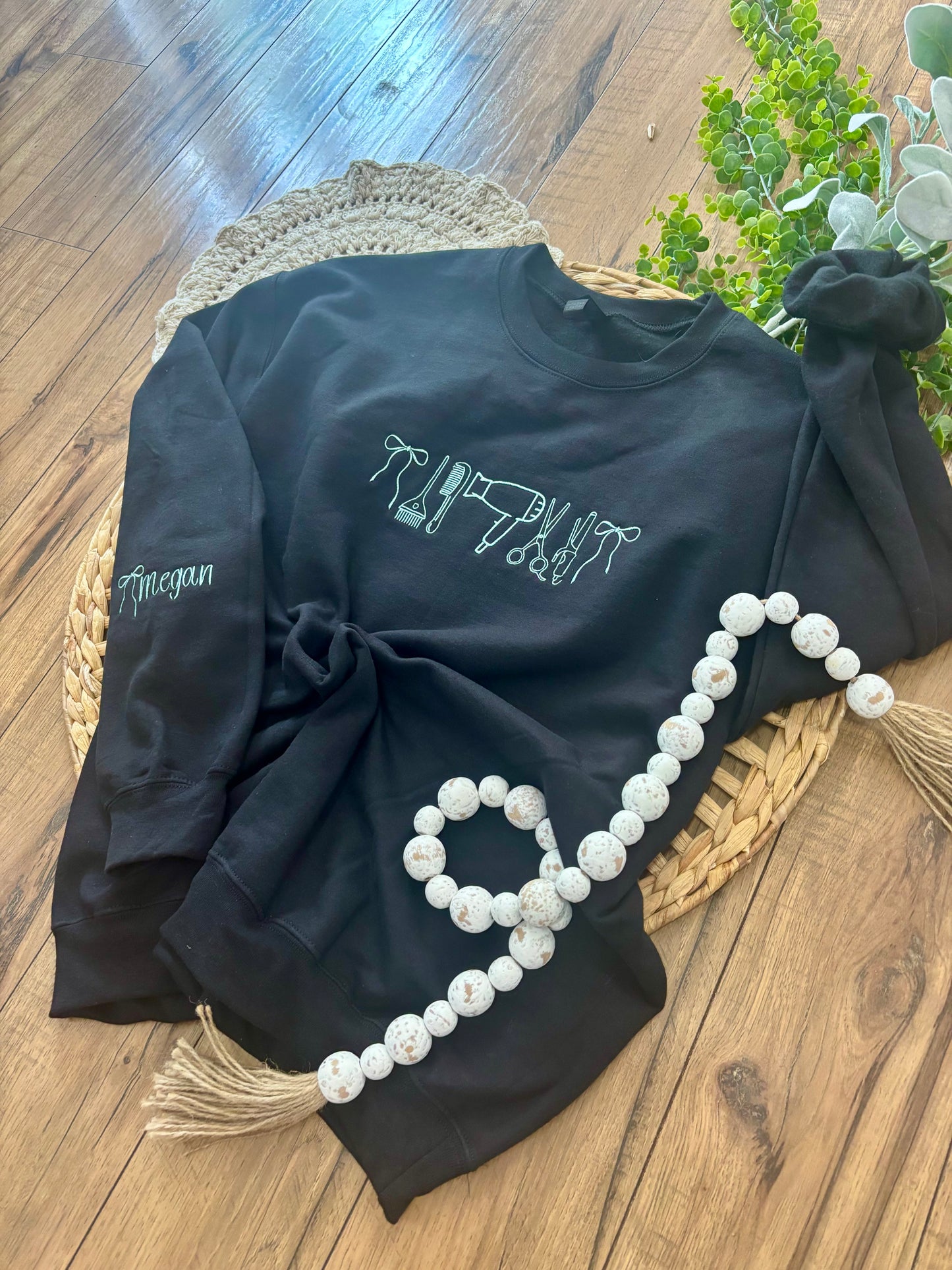 Hairstylist Crewneck - Embroidered