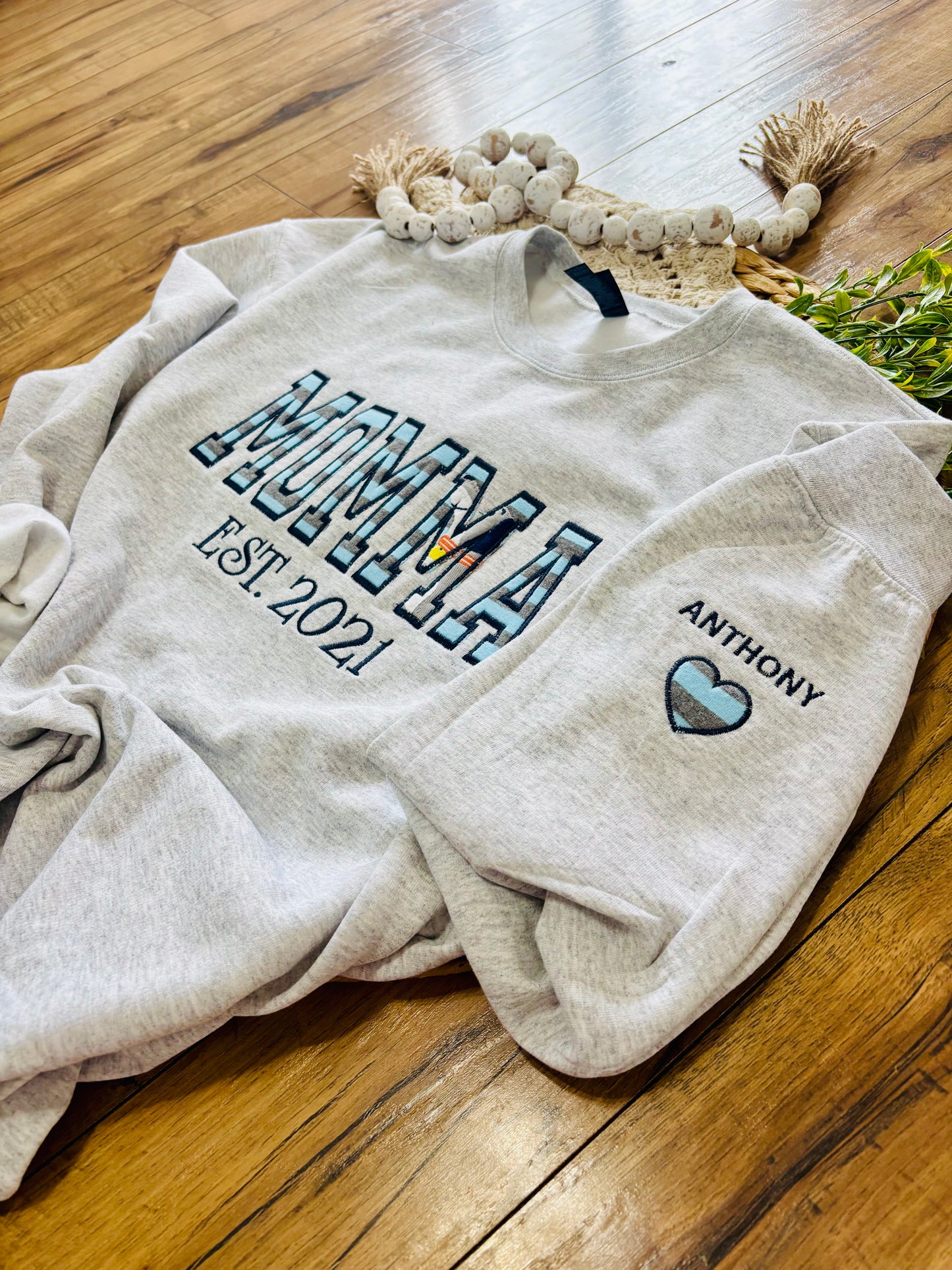Mama - Baby Onesie Embroidery